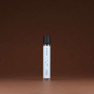 コラボ限定 AINOKI×soel リビングオイルアイセラム フローラルウッド　10mL