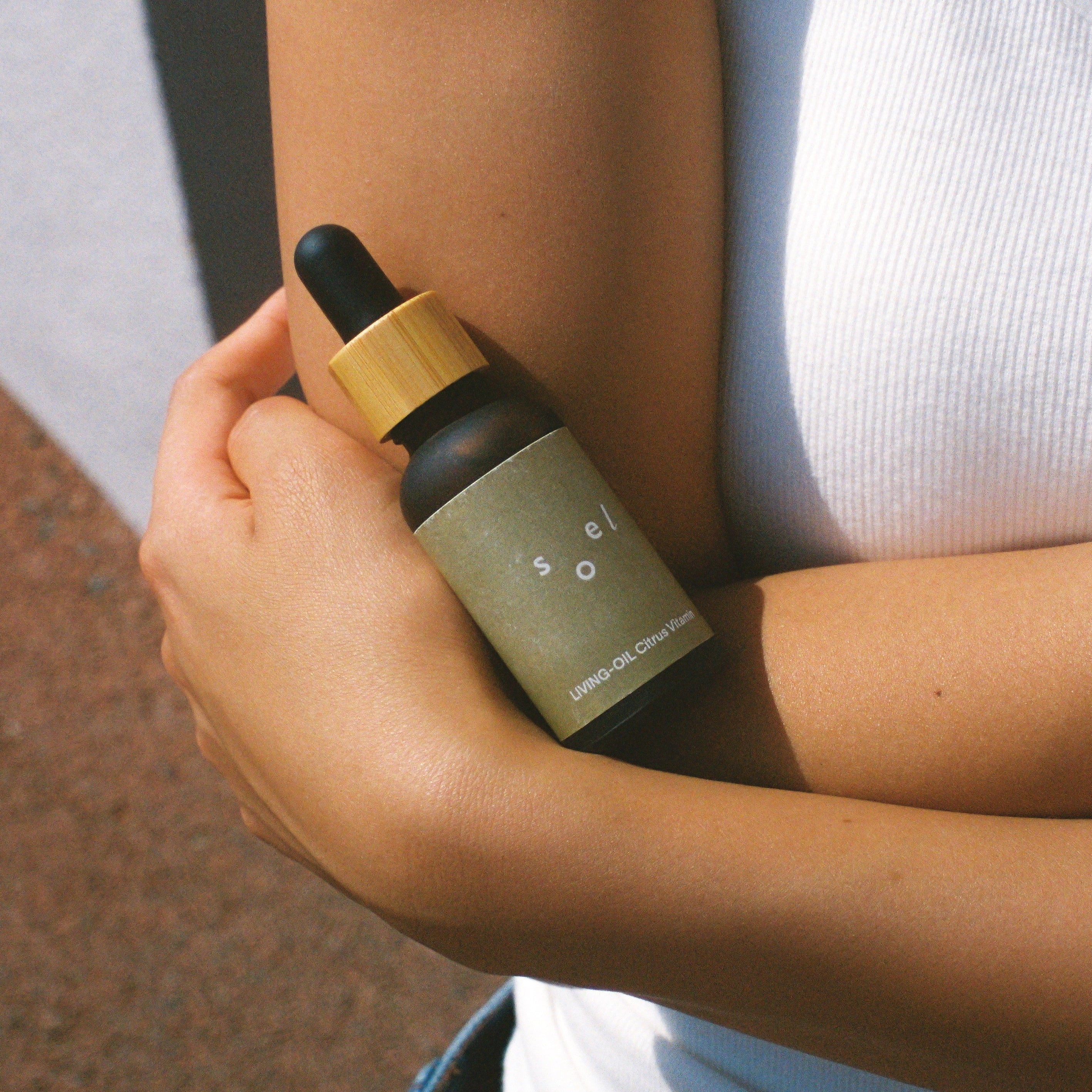 限定 LIVING-OIL Citrus Vitamin